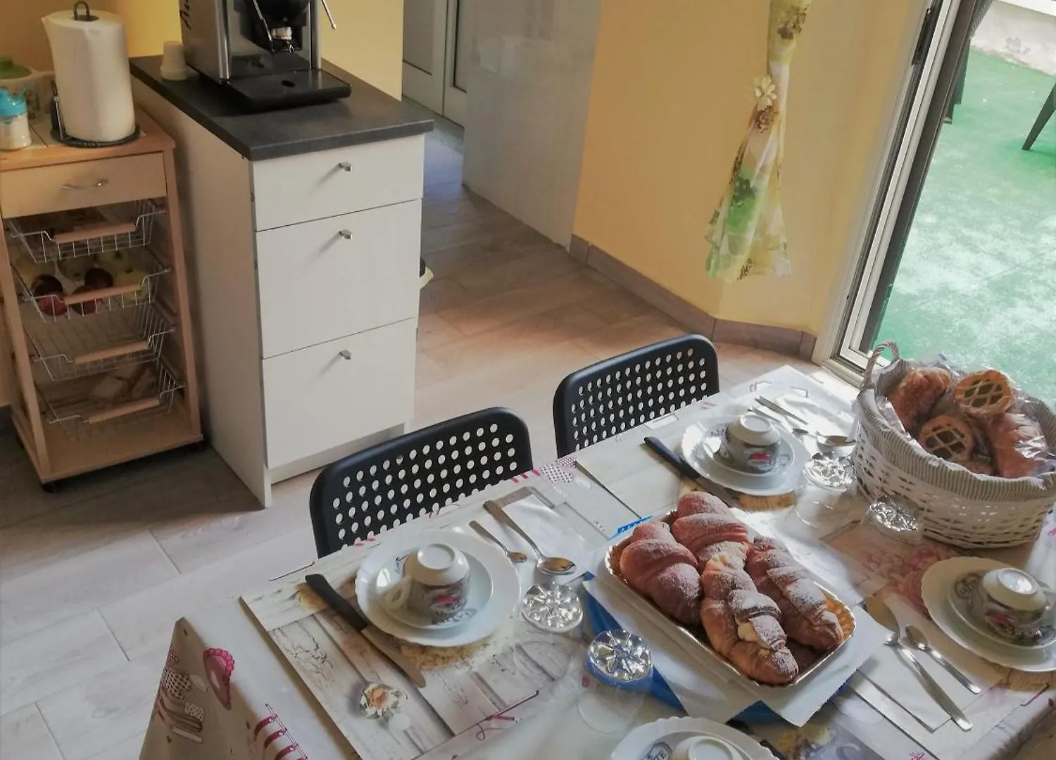 B&B Metropolitan Rc Ρέτζιο ντι Καλάμπρια 2*,