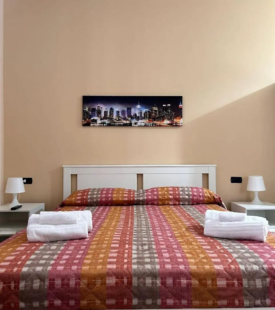 B&B Metropolitan Rc Ρέτζιο ντι Καλάμπρια