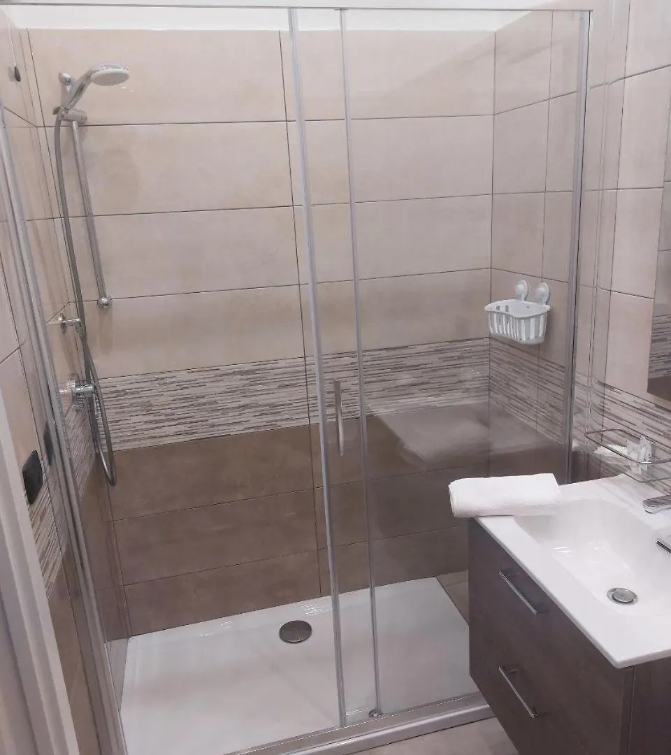 B&B Metropolitan Rc Ρέτζιο ντι Καλάμπρια Bed and Breakfast